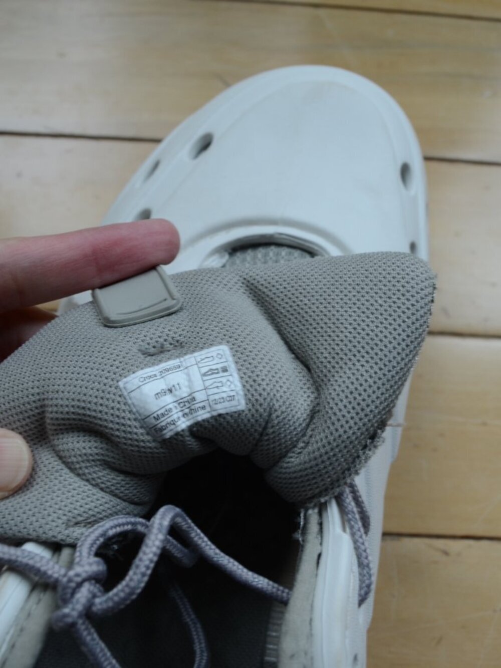 Crocs Men's Nova Trek in Almost White Multi M9 W11 - Picture 12 of 13